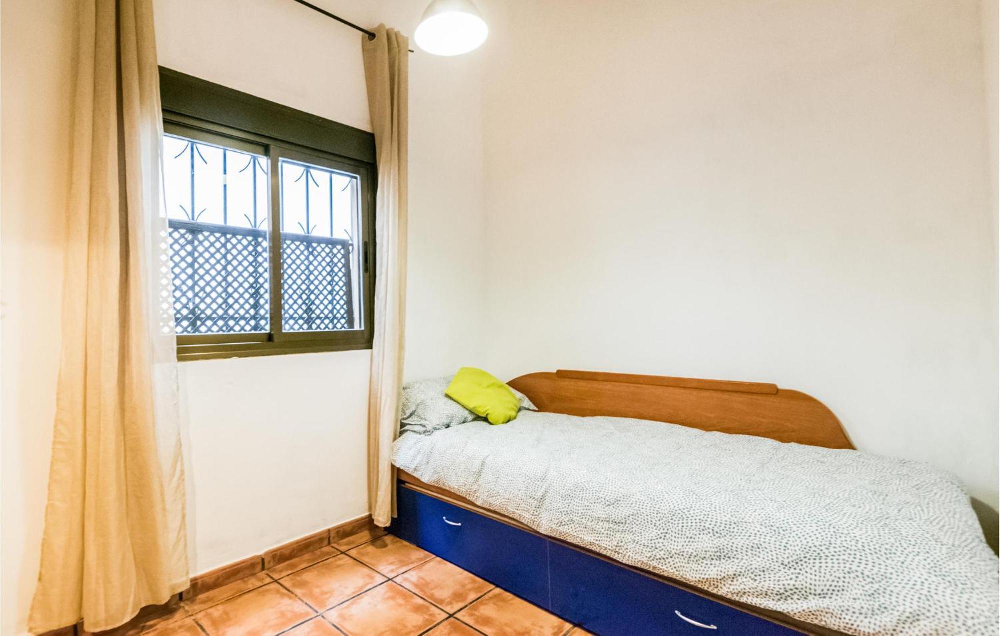 Lovely Apartment In Cordoba With Kitchen المظهر الخارجي الصورة