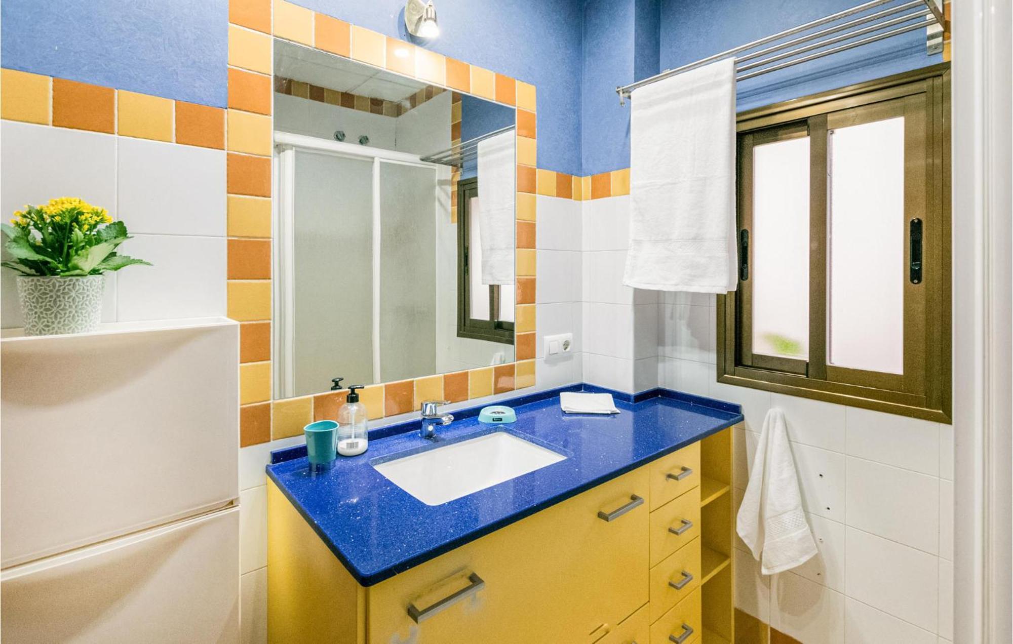 Lovely Apartment In Cordoba With Kitchen المظهر الخارجي الصورة